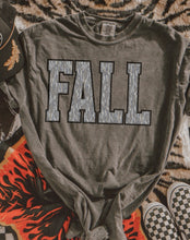 Load image into Gallery viewer, Camo Fall Tee
