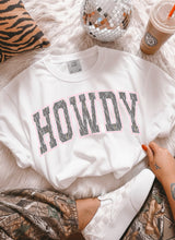 Load image into Gallery viewer, Camo Howdy Tee
