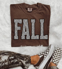 Load image into Gallery viewer, Camo Fall Tee

