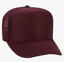 Load image into Gallery viewer, Feather Trucker Hat
