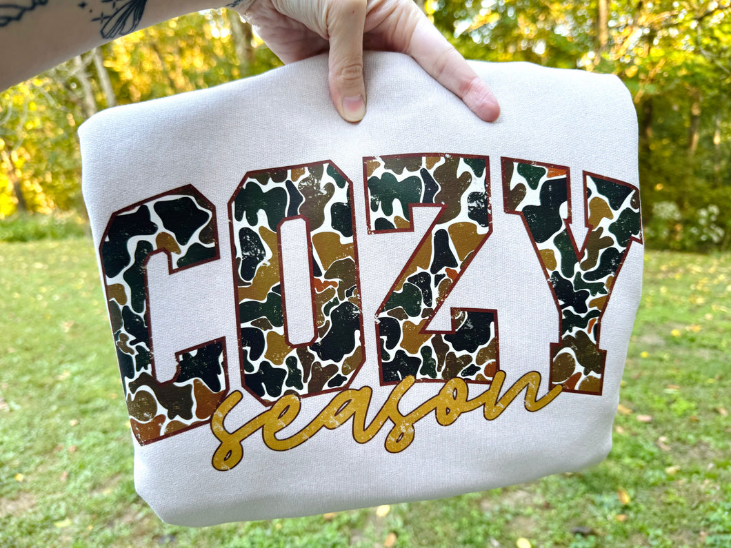 Camo Cozy Season Sweatshirt/Hoodie