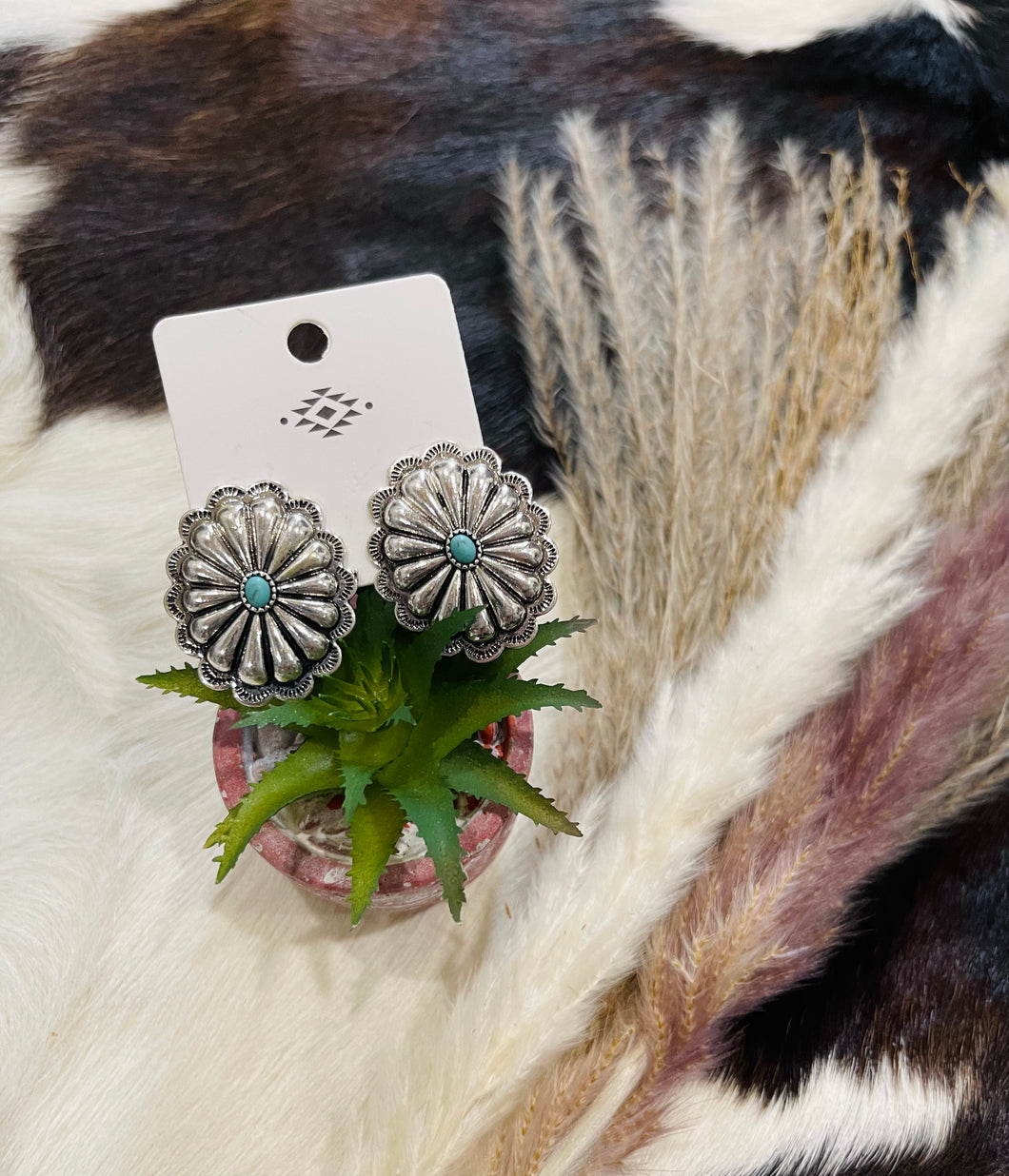 Silver Concho Studs